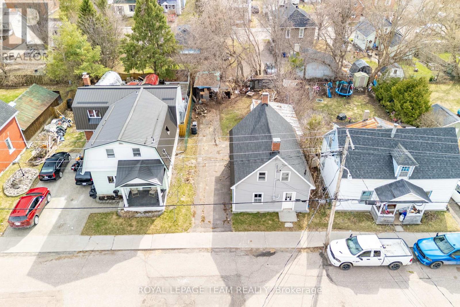 42 Bonnechere Street S, Renfrew, Ontario  K7V 1Z1 - Photo 5 - X13159142