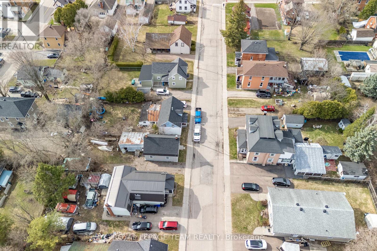 42 Bonnechere Street S, Renfrew, Ontario  K7V 1Z1 - Photo 7 - X13159142