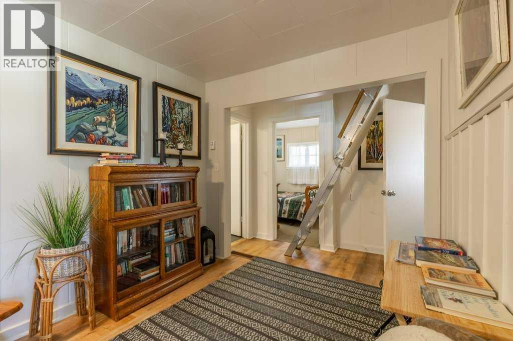508 Evergreen Avenue, Waterton Park, Alberta  T0K 2M0 - Photo 13 - A2312869