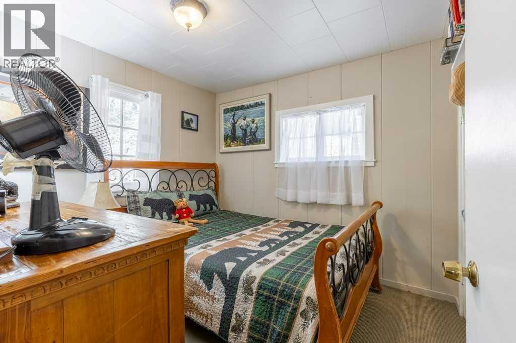 508 Evergreen Avenue, Waterton Park, Alberta  T0K 2M0 - Photo 19 - A2312869