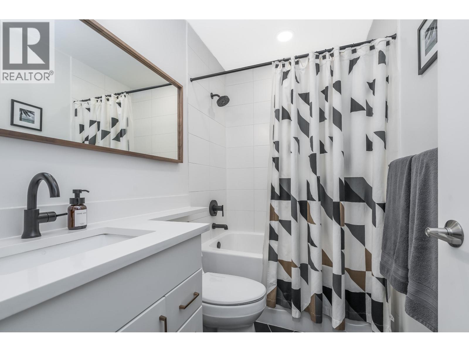 2268 St. George Street, Vancouver, British Columbia  V5T 3R2 - Photo 22 - R3126683