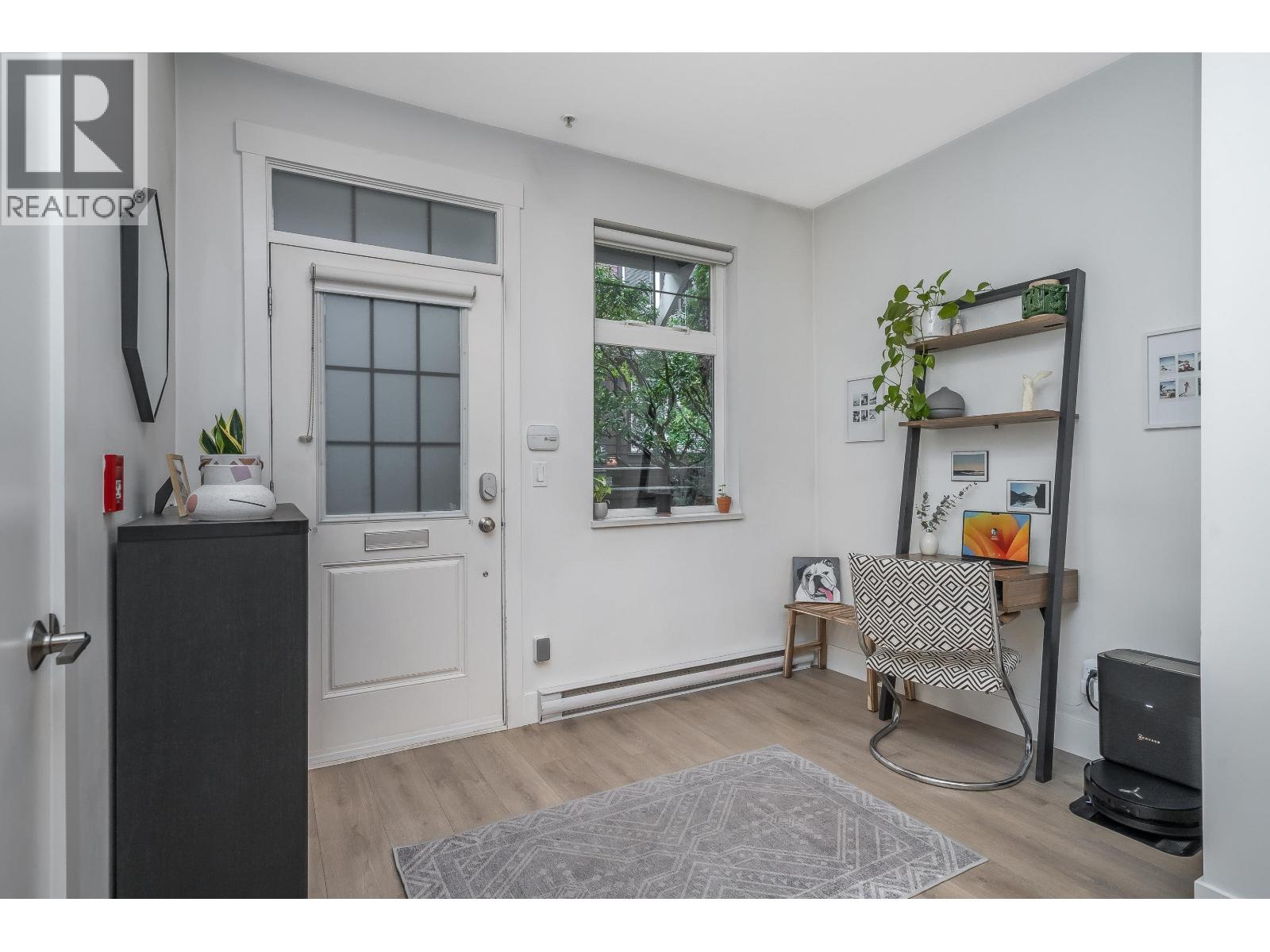 2268 St. George Street, Vancouver, British Columbia  V5T 3R2 - Photo 5 - R3126683