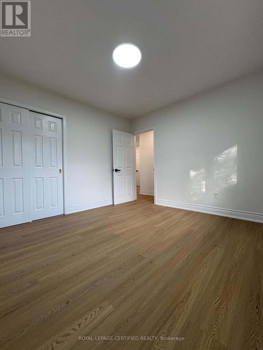 414 Third Line, Oakville, Ontario  L6L 4A5 - Photo 18 - W13159144