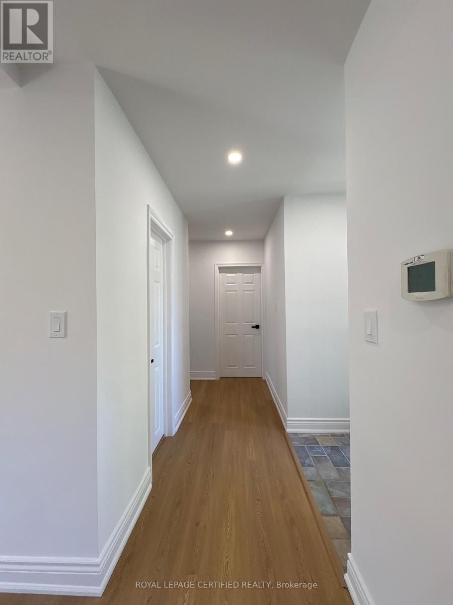 414 Third Line, Oakville, Ontario  L6L 4A5 - Photo 11 - W13159144