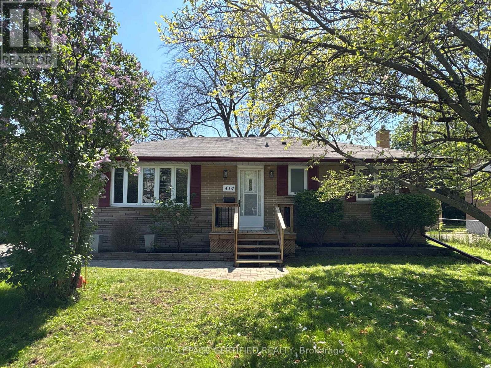 414 THIRD LINE, Oakville, Ontario