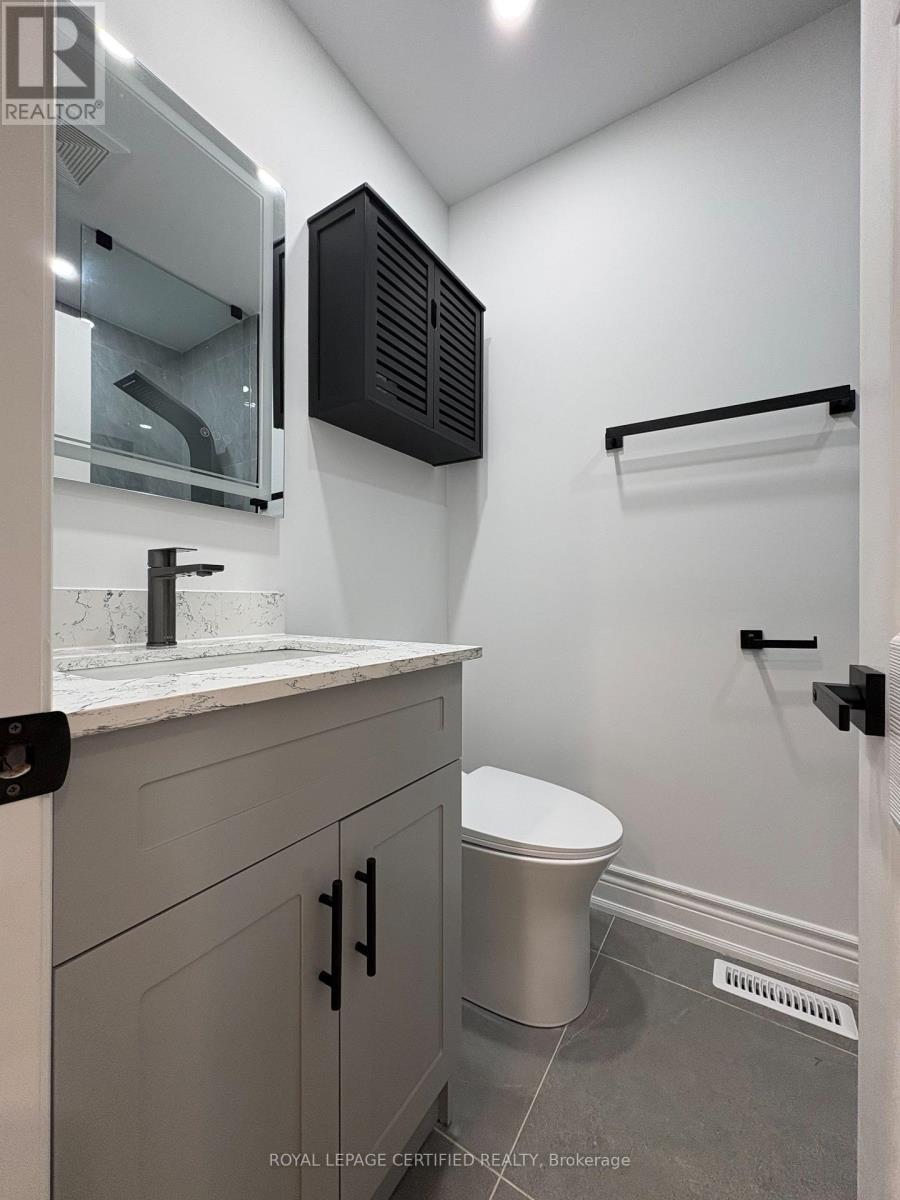 414 Third Line, Oakville, Ontario  L6L 4A5 - Photo 19 - W13159144