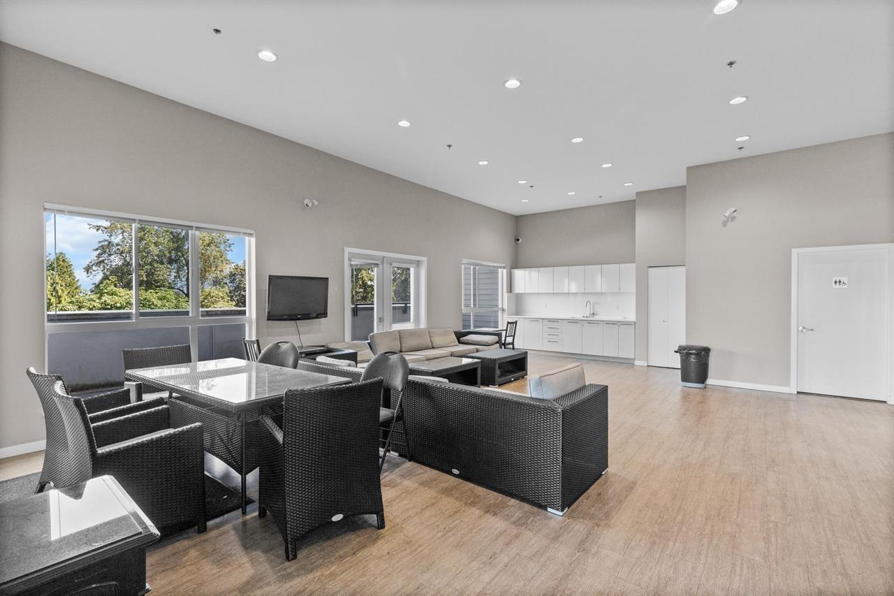 210 13768 108 Avenue, Surrey, British Columbia  V3T 0L9 - Photo 5 - R3123573