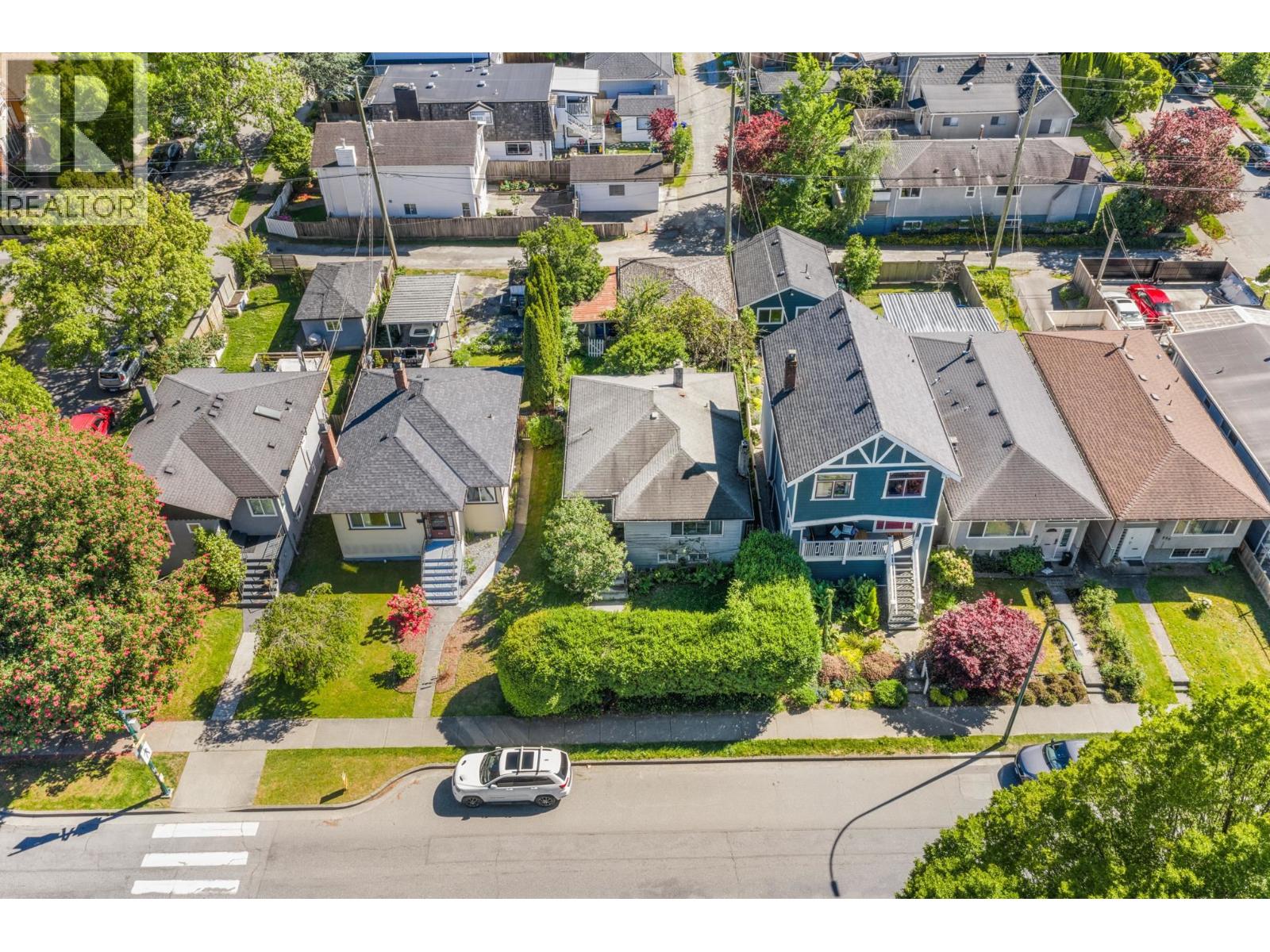 880 E 33rd Avenue, Vancouver, British Columbia  V5V 3A5 - Photo 3 - R3126652