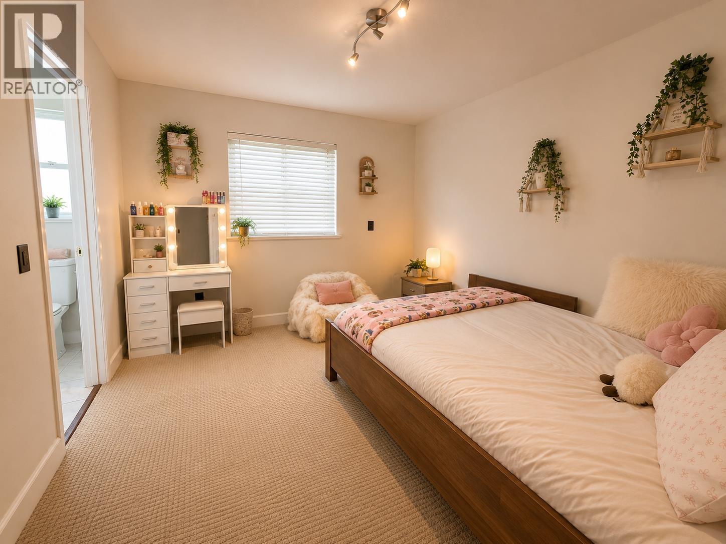 38304 Westway Avenue, Squamish, British Columbia  V8B 0W6 - Photo 13 - R3126661