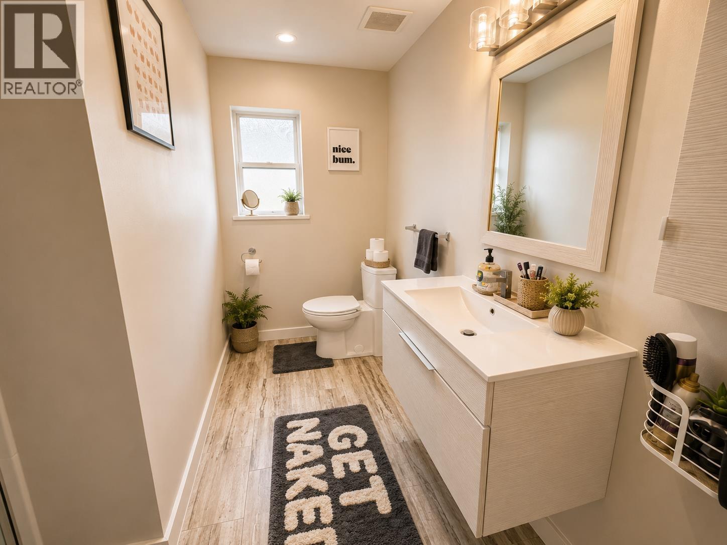 38304 Westway Avenue, Squamish, British Columbia  V8B 0W6 - Photo 4 - R3126661