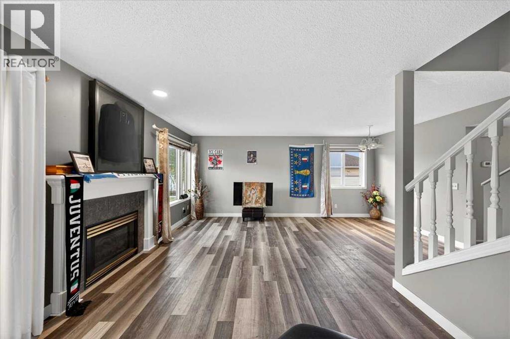 15 Cedarview Mews, Calgary, Alberta  T2W 6H8 - Photo 19 - A2312178