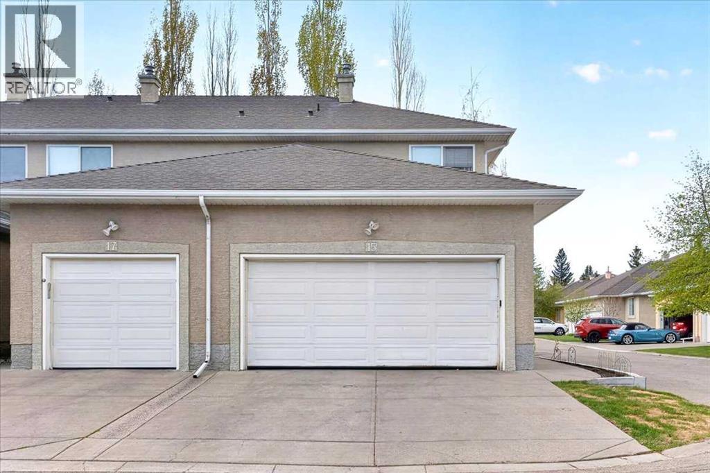 15 Cedarview Mews, Calgary, Alberta  T2W 6H8 - Photo 2 - A2312178