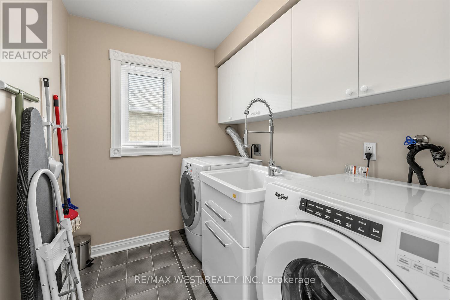 5519 Windy Hill Court, Mississauga, Ontario  L4Z 3W4 - Photo 16 - W13159152