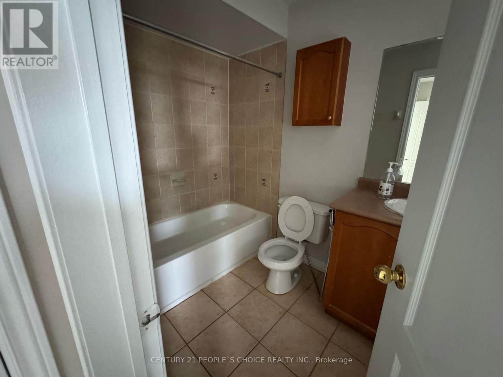 3704 Golden Locust Drive, Mississauga, Ontario  L5N 8N8 - Photo 10 - W13159156