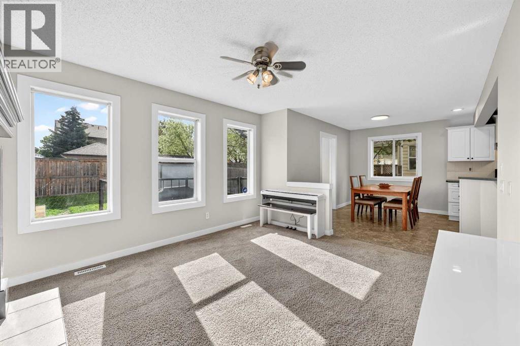 988 Prestwick Circle SE, Calgary, Alberta  T2Z 3X7 - Photo 10 - A2303541