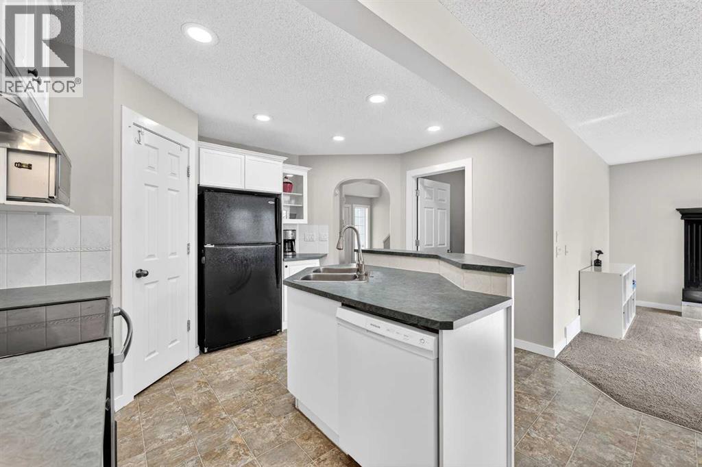 988 Prestwick Circle SE, Calgary, Alberta  T2Z 3X7 - Photo 14 - A2303541
