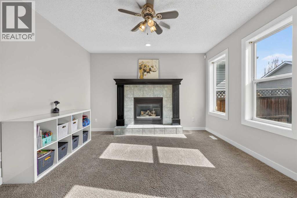 988 Prestwick Circle SE, Calgary, Alberta  T2Z 3X7 - Photo 7 - A2303541
