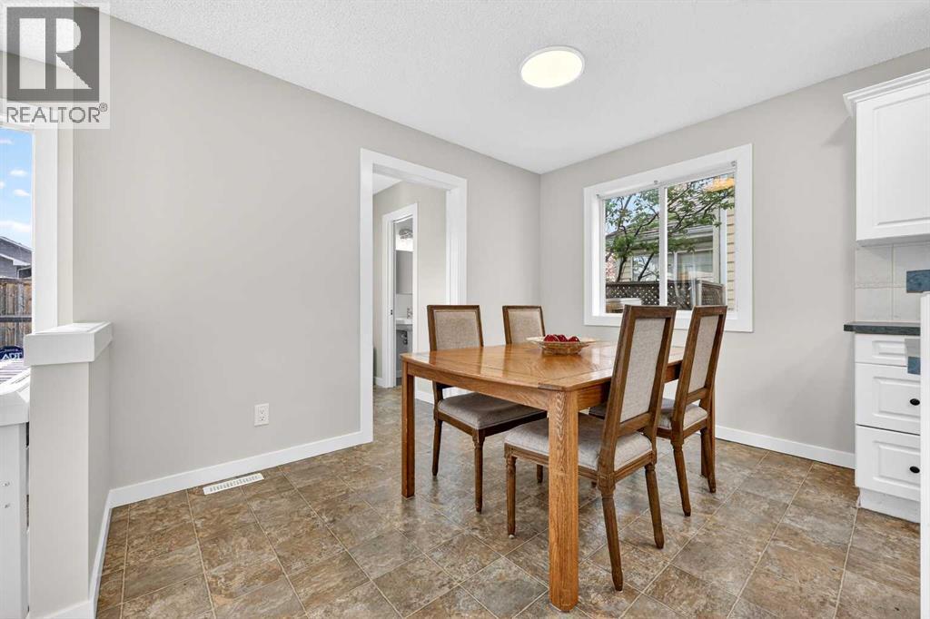 988 Prestwick Circle SE, Calgary, Alberta  T2Z 3X7 - Photo 17 - A2303541