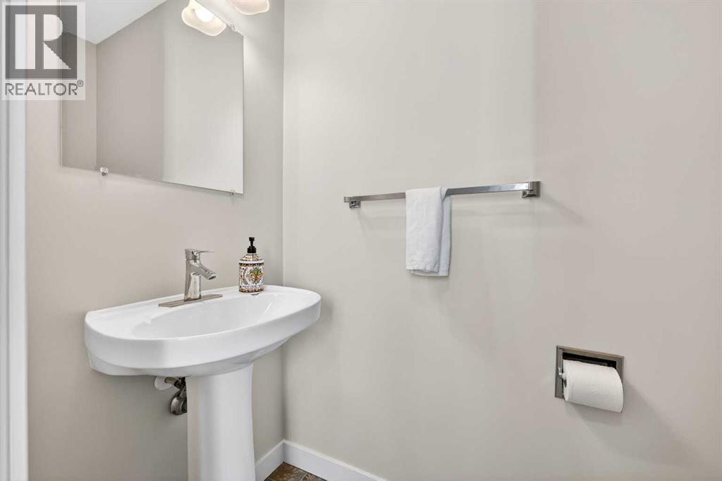 988 Prestwick Circle SE, Calgary, Alberta  T2Z 3X7 - Photo 22 - A2303541
