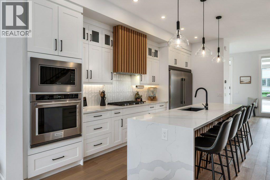 3010 26a Street SW, Calgary, Alberta  T3E 2E1 - Photo 7 - A2307163