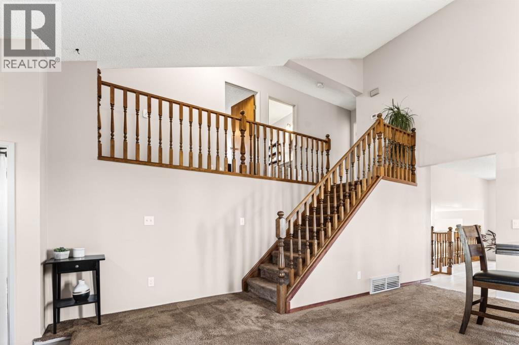 235 Deerview Drive SE, Calgary, Alberta  T2j 6w7 - Photo 13 - A2313339