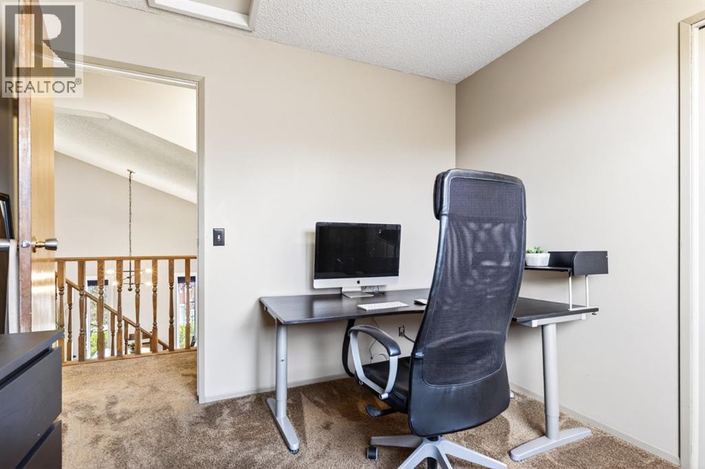 235 Deerview Drive SE, Calgary, Alberta  T2j 6w7 - Photo 34 - A2313339