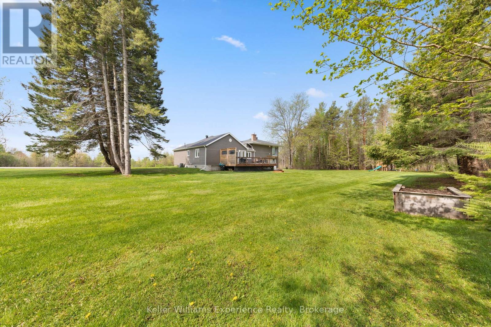 5525 Penetanguishene Road, Springwater, Ontario  L0L 1P0 - Photo 41 - S13154126