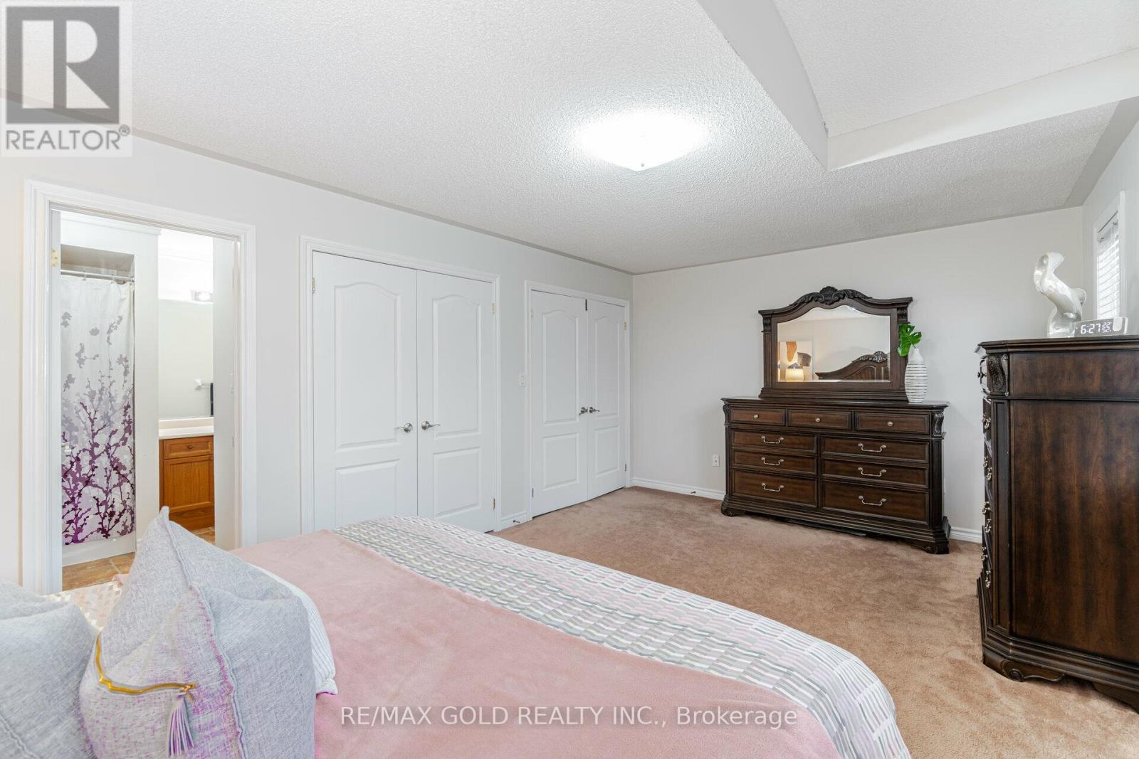 29 Ocean Ridge Drive, Brampton, Ontario L6R 3K5 - Photo 28 - W12925784