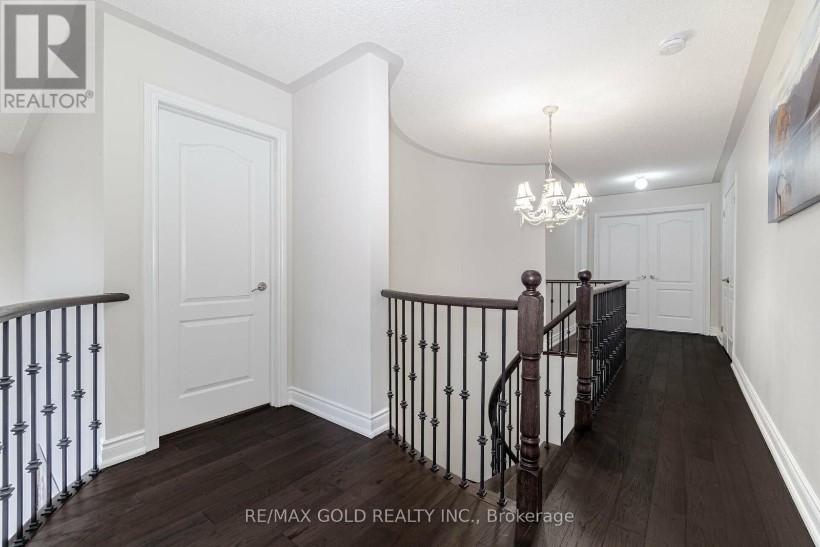29 Ocean Ridge Drive, Brampton, Ontario L6R 3K5 - Photo 21 - W12925784