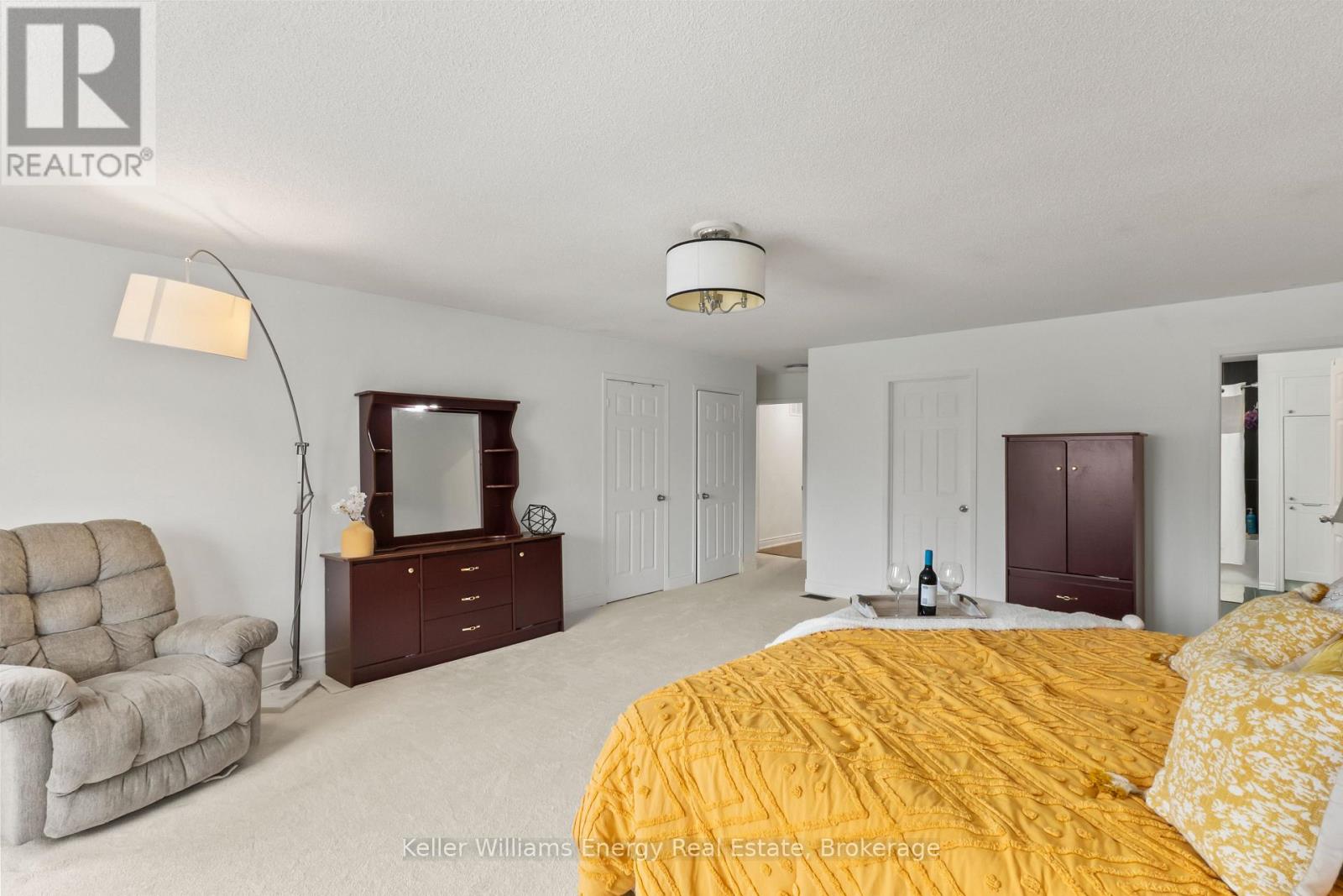19 Farncomb Crescent, Clarington, Ontario  L1C 4L5 - Photo 23 - E13159254