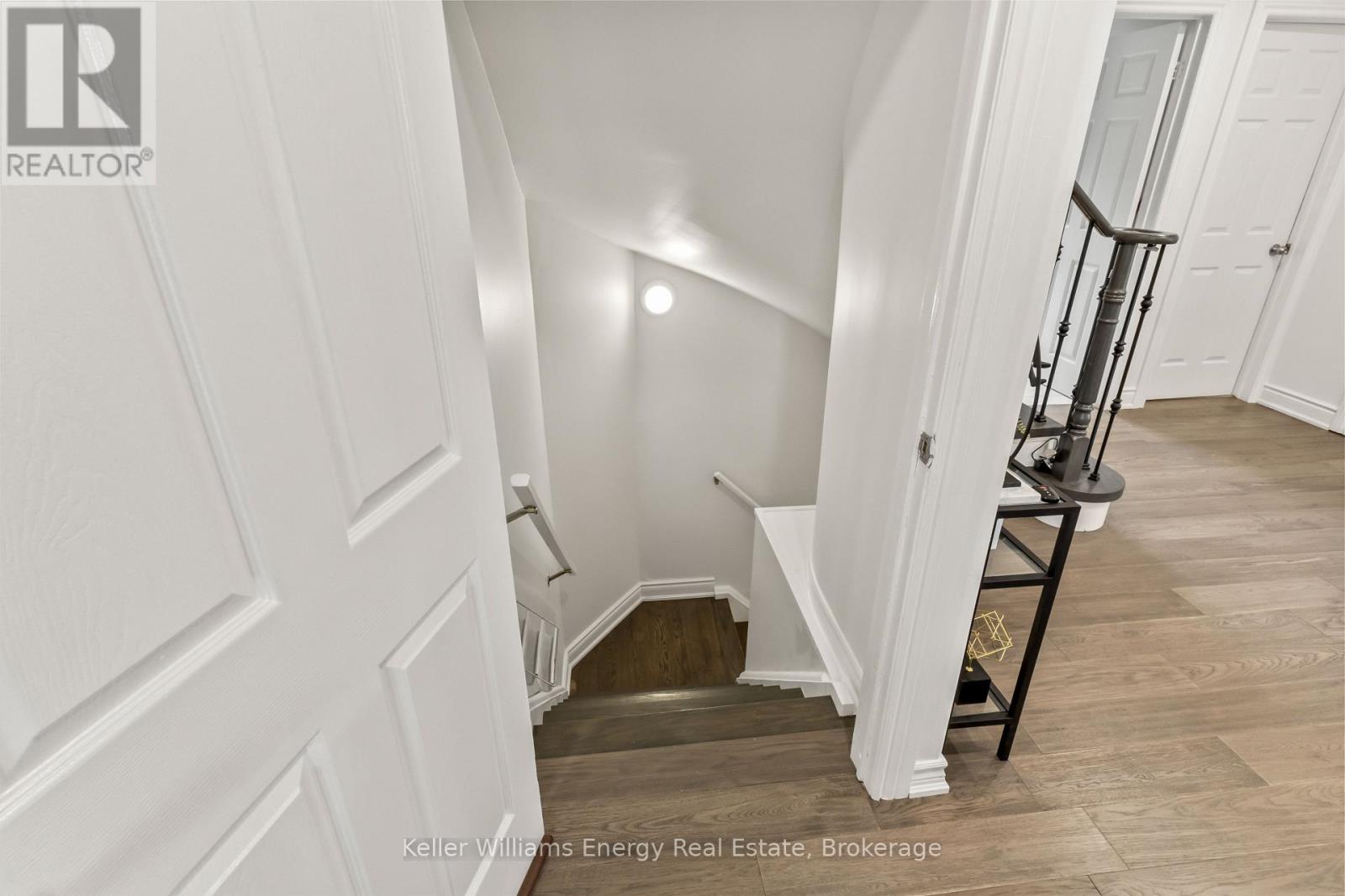 19 Farncomb Crescent, Clarington, Ontario  L1C 4L5 - Photo 33 - E13159254