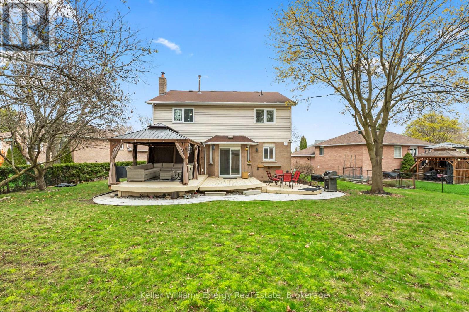 19 Farncomb Crescent, Clarington, Ontario  L1C 4L5 - Photo 43 - E13159254