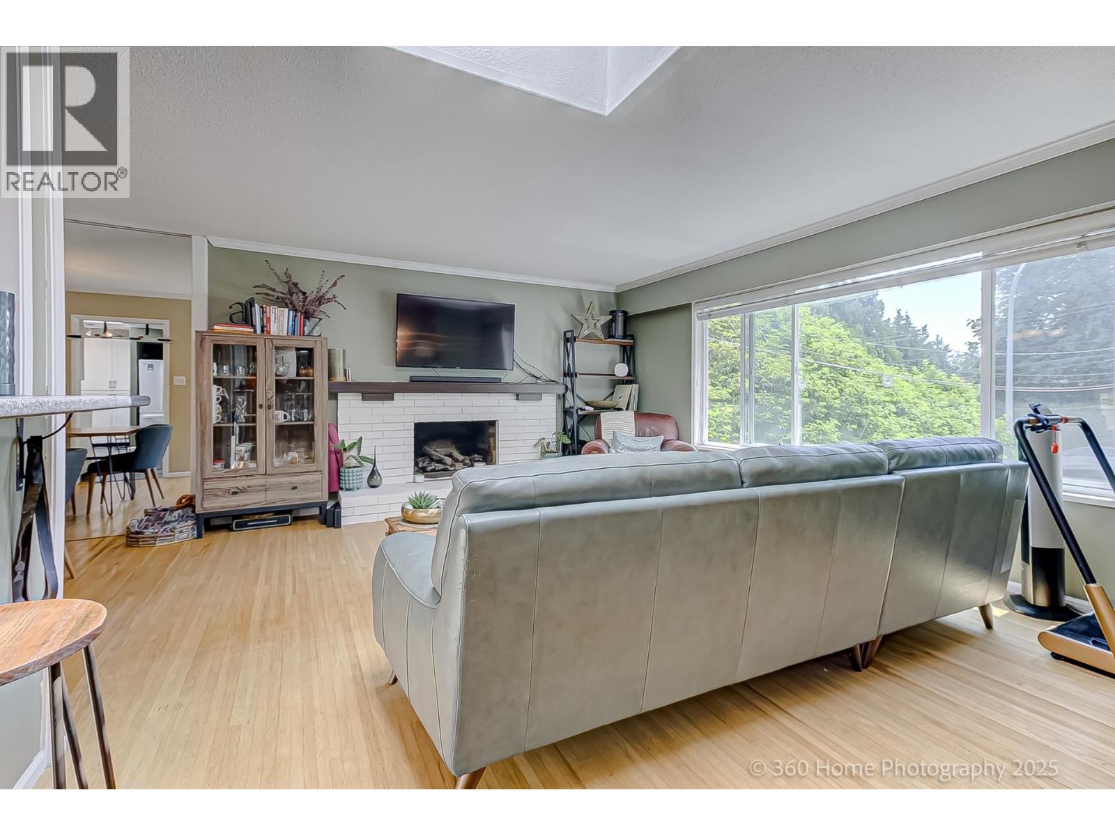 5105 8a Avenue, Delta, British Columbia  V4M 1T5 - Photo 4 - R3119858