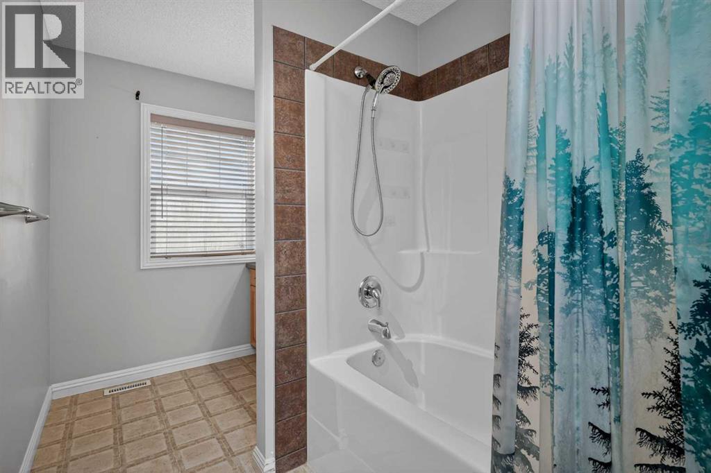 173 Covehaven Gardens NE, Calgary, Alberta  T3K 6A2 - Photo 18 - A2309406