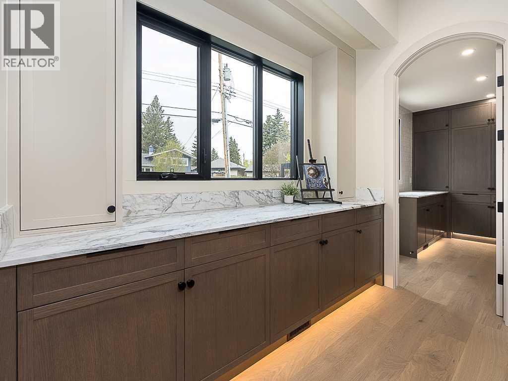 15 42 Street SW, Calgary, Alberta  T3C 1Y2 - Photo 10 - A2311615