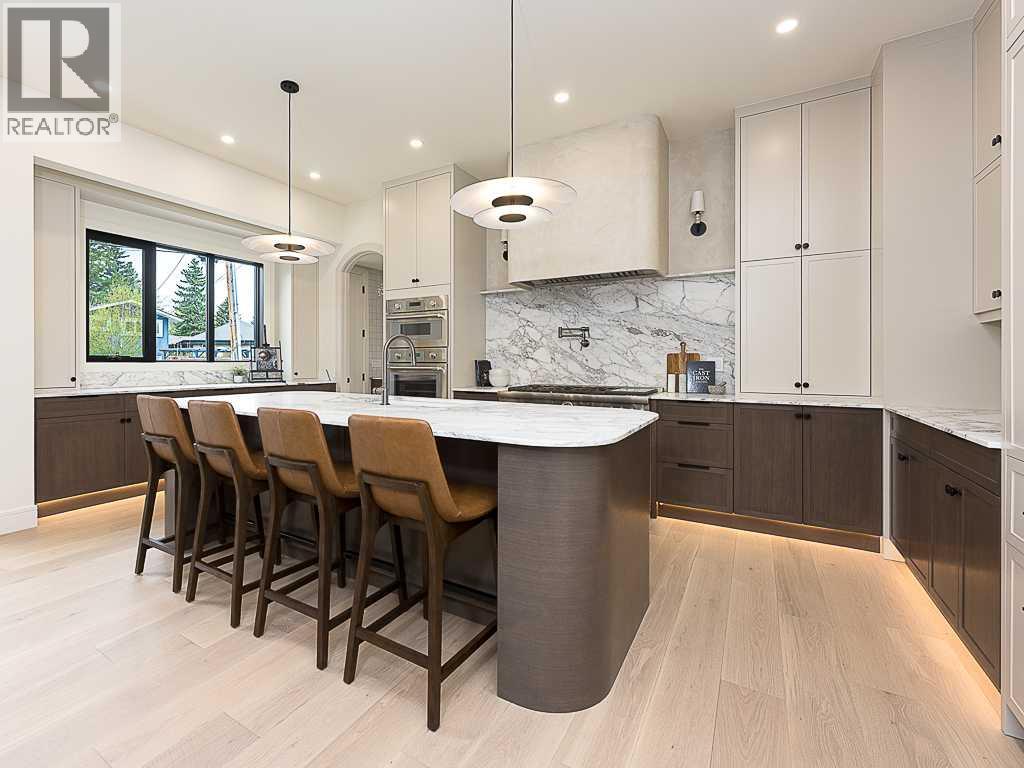 15 42 Street SW, Calgary, Alberta  T3C 1Y2 - Photo 4 - A2311615
