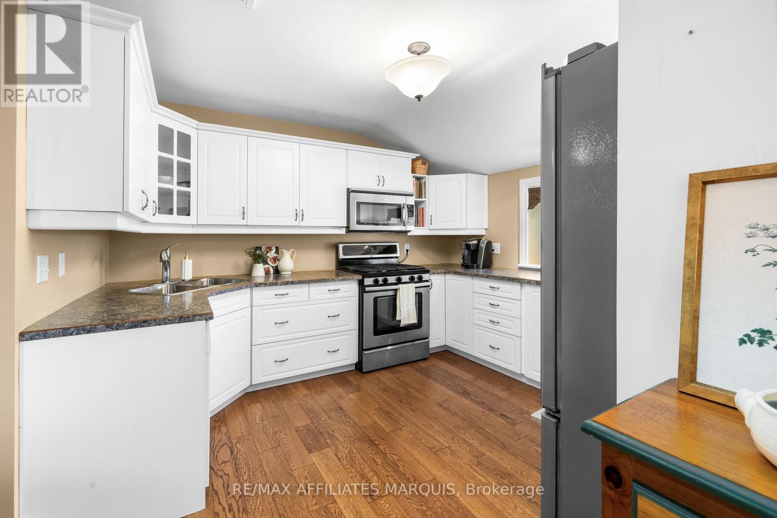 4 Park Avenue, Smiths Falls, Ontario K7A 1X3 - Photo 14 - X13159248