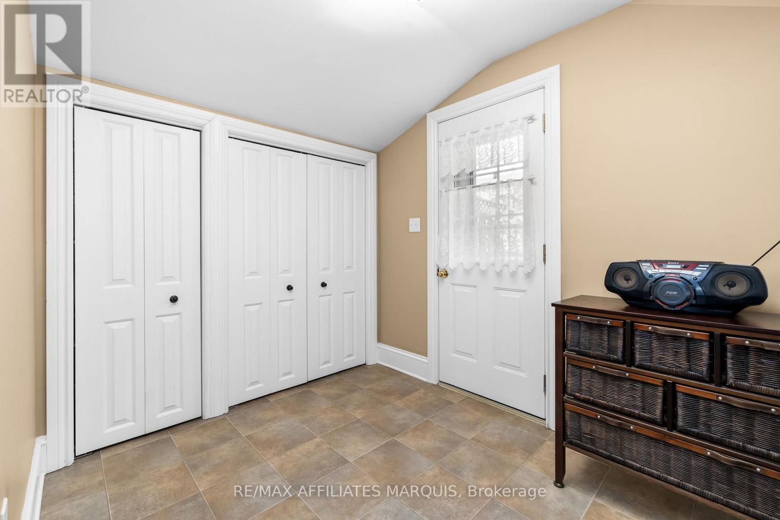 4 Park Avenue, Smiths Falls, Ontario K7A 1X3 - Photo 17 - X13159248