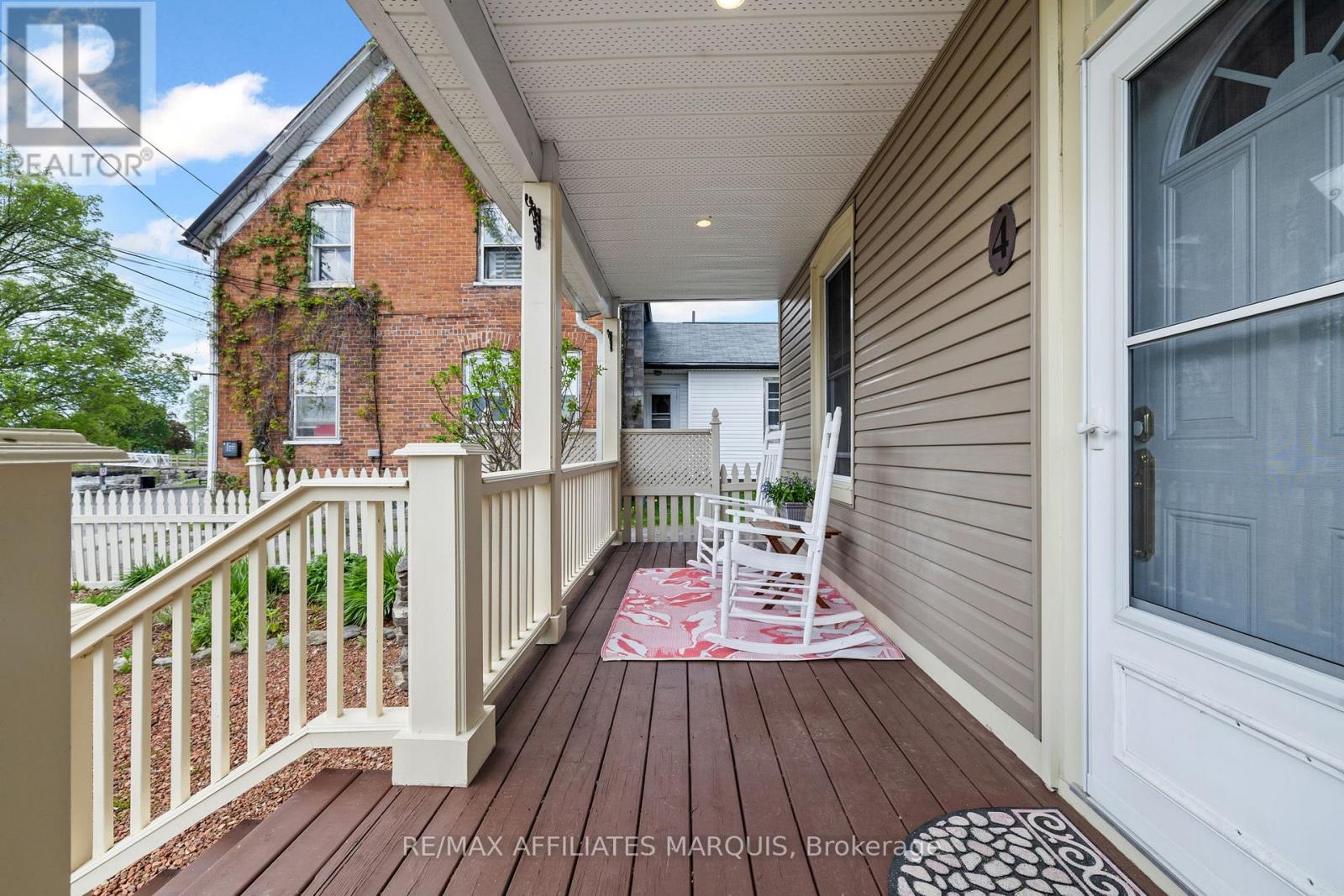 4 Park Avenue, Smiths Falls, Ontario K7A 1X3 - Photo 3 - X13159248