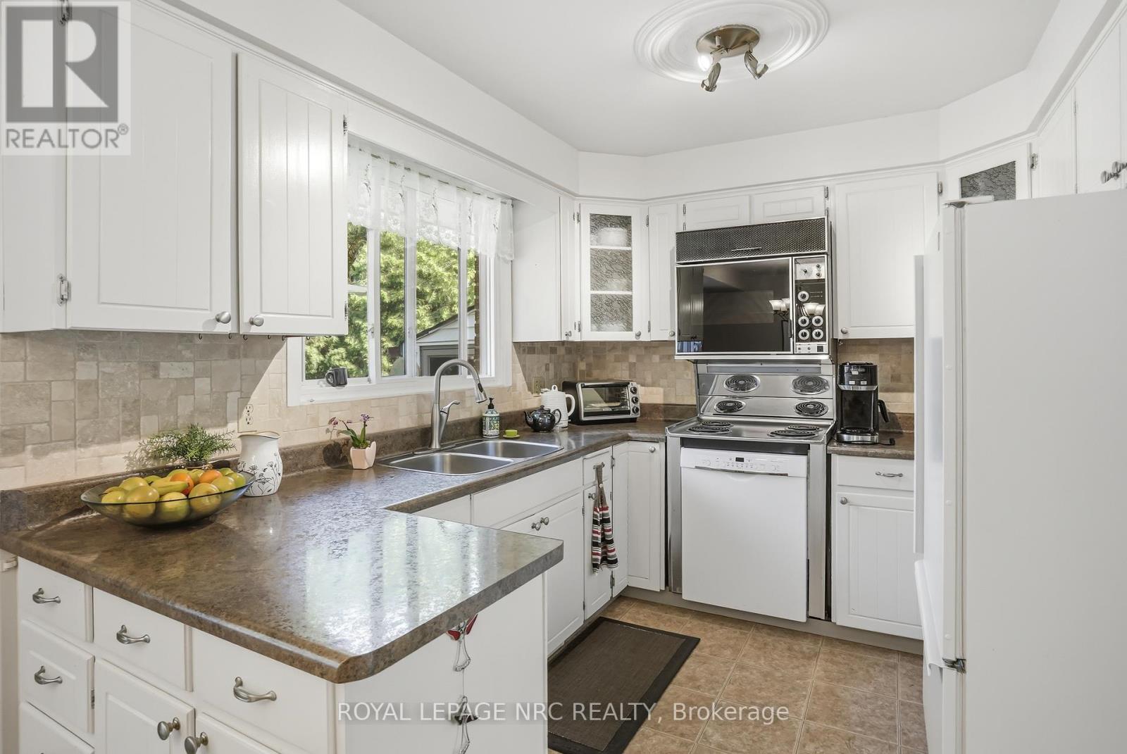 66 Duncan Drive, St. Catharines, Ontario  L2N 3P4 - Photo 11 - X13159230