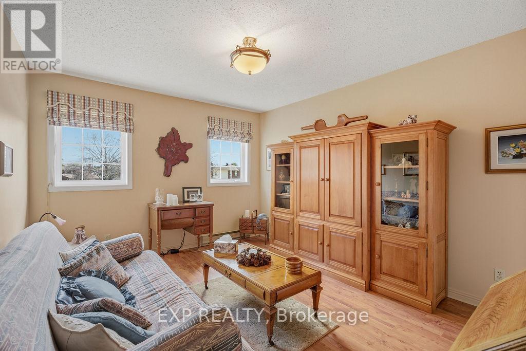 1536 Michaelsem Street, Ottawa, Ontario  K1C 4T5 - Photo 40 - X13157786