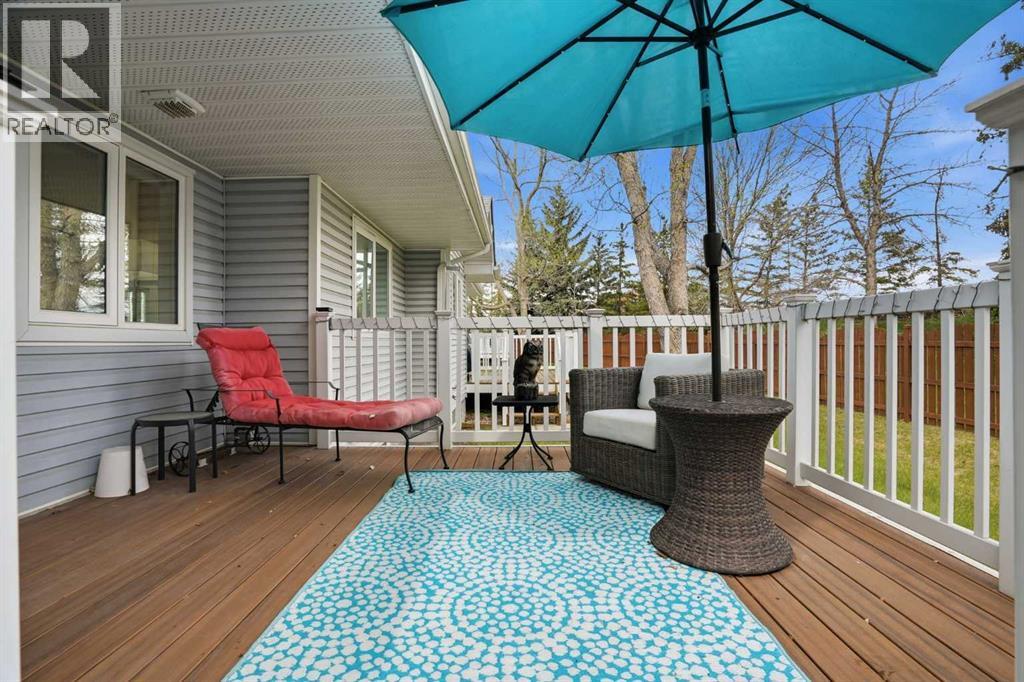 44 Vandoos Gardens NW, Calgary, Alberta  T3A 4W4 - Photo 32 - A2313465