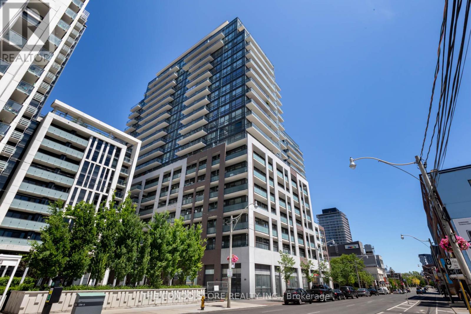 611 - 460 ADELAIDE STREET E