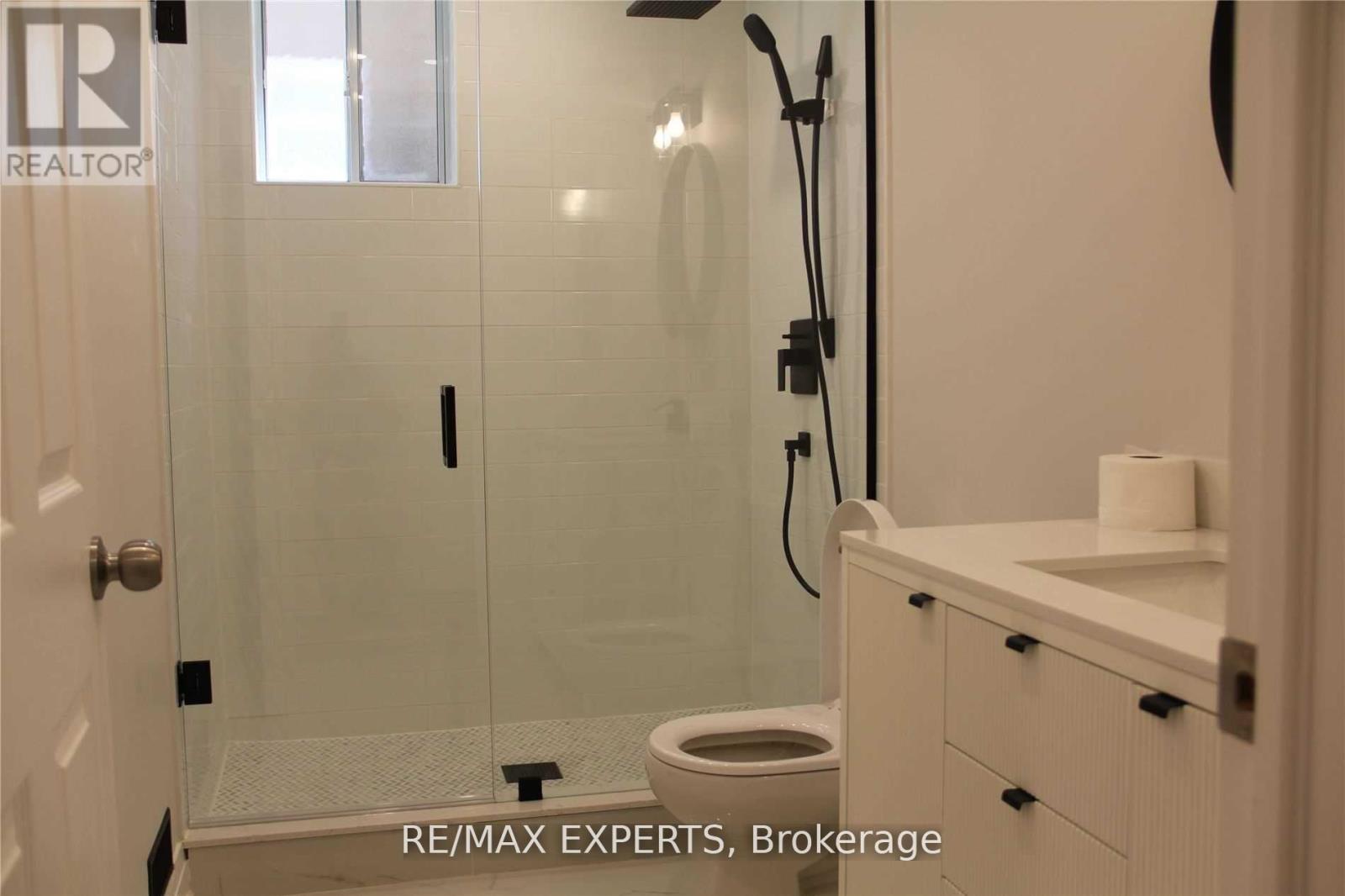 Bsmt - 599 Glencairn Avenue, Toronto, Ontario  M6B 1Z6 - Photo 11 - C13159250