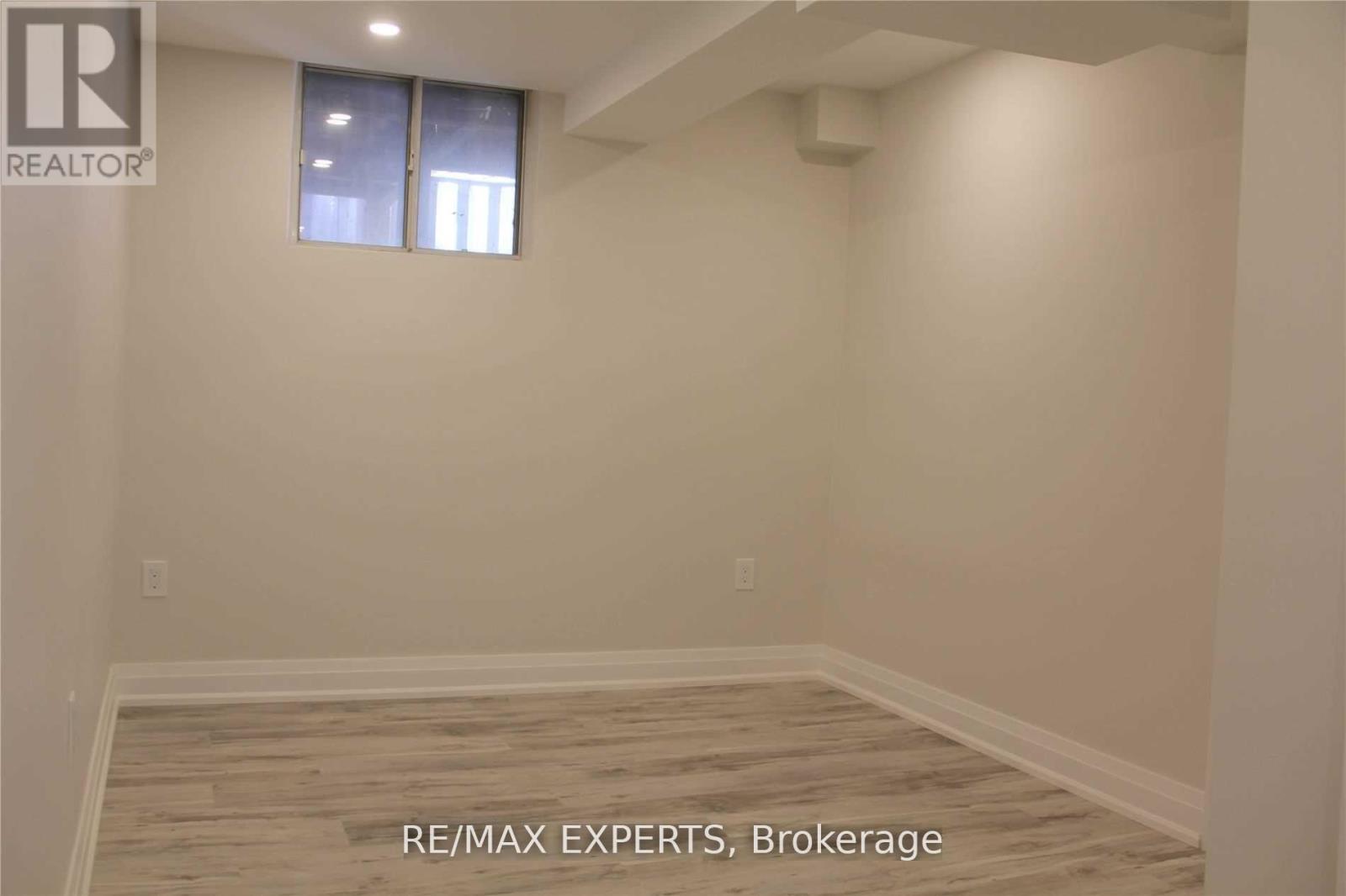 Bsmt - 599 Glencairn Avenue, Toronto, Ontario  M6B 1Z6 - Photo 12 - C13159250