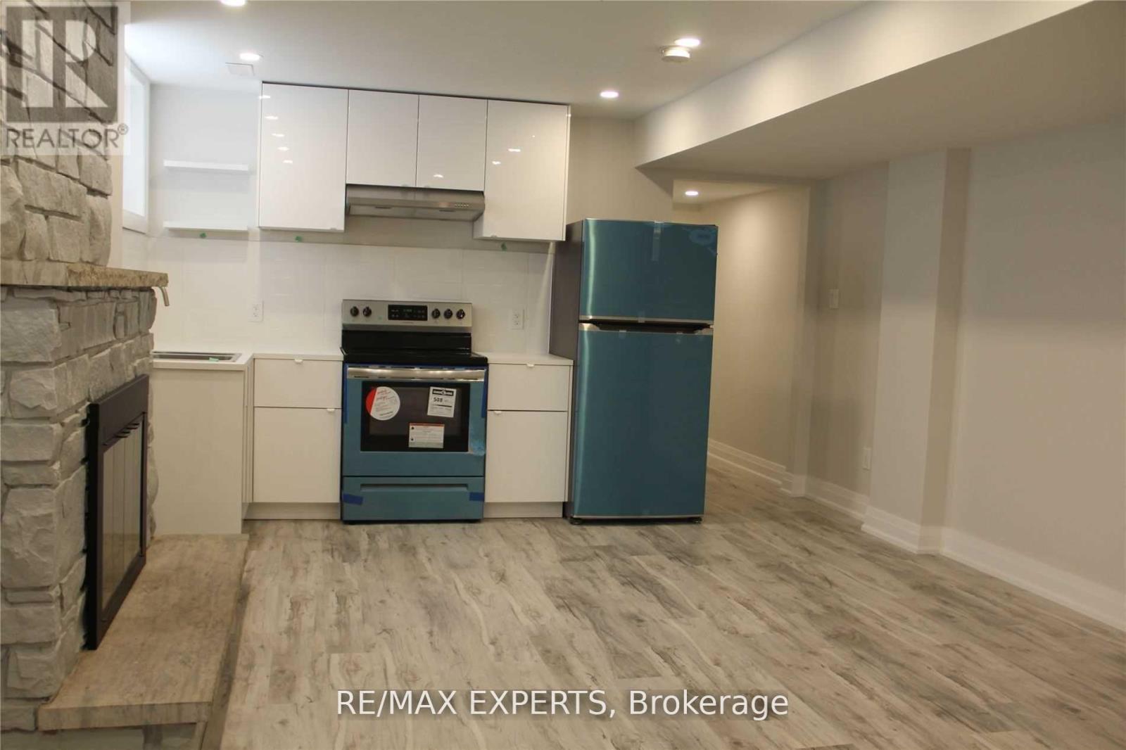Bsmt - 599 Glencairn Avenue, Toronto, Ontario  M6B 1Z6 - Photo 7 - C13159250