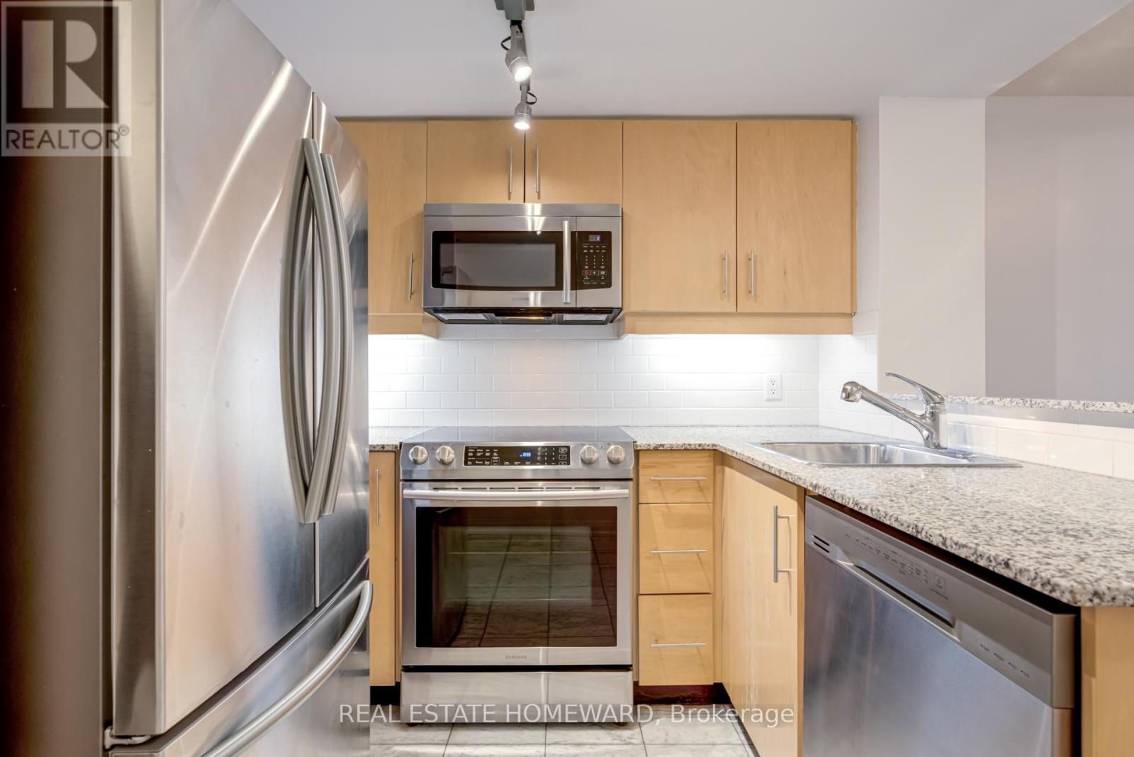 611 - 300 Bloor Street E, Toronto, Ontario  M4W 3Y2 - Photo 15 - C13159264