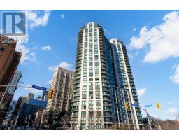 611 - 300 BLOOR STREET E, Toronto, Ontario