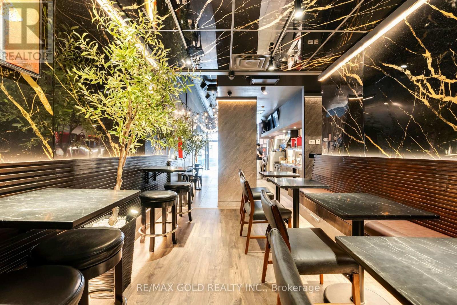567 Yonge Street, Toronto, Ontario  M4Y 1Z2 - Photo 27 - C13159280