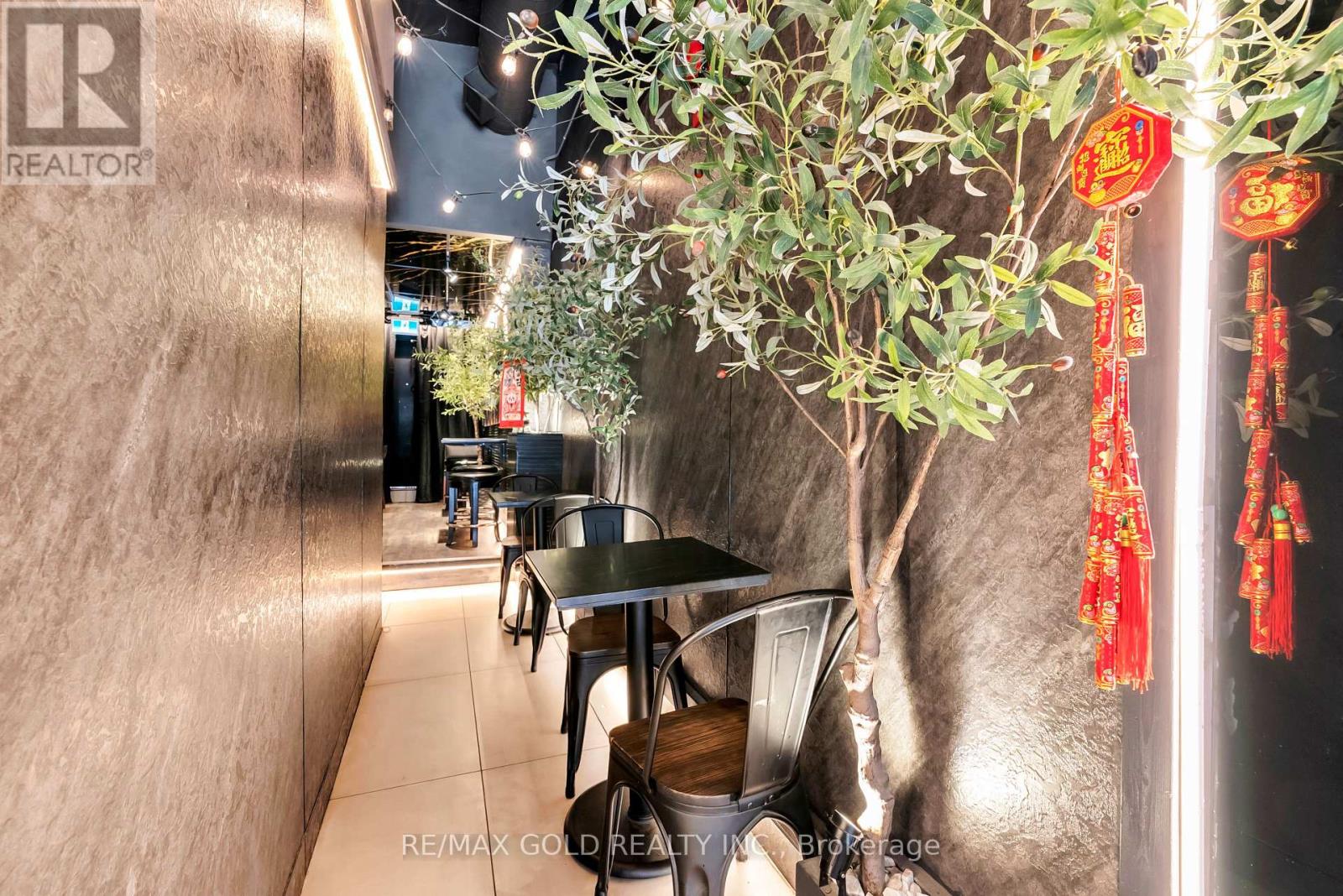 567 Yonge Street, Toronto, Ontario  M4Y 1Z2 - Photo 29 - C13159280